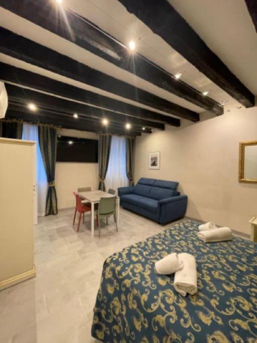 Ca'antica Sinagoga - Canal Front Appartement